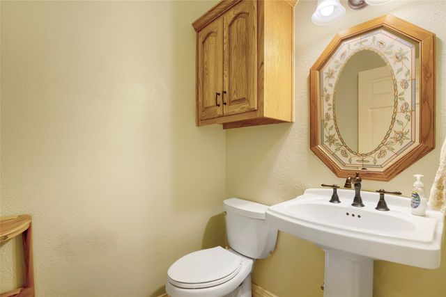1573 Oak Bend Drive, Kaufman, TX 75142