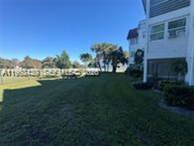 8000 Lagos De Campo Blvd A-105, Tamarac, FL 33321