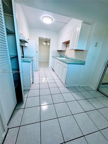 8000 Lagos De Campo Blvd A-105, Tamarac, FL 33321