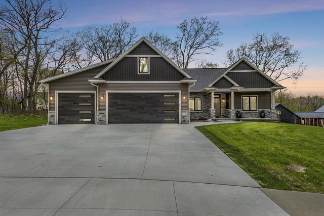 433 Evensong Way, Green Lake, WI 54941
