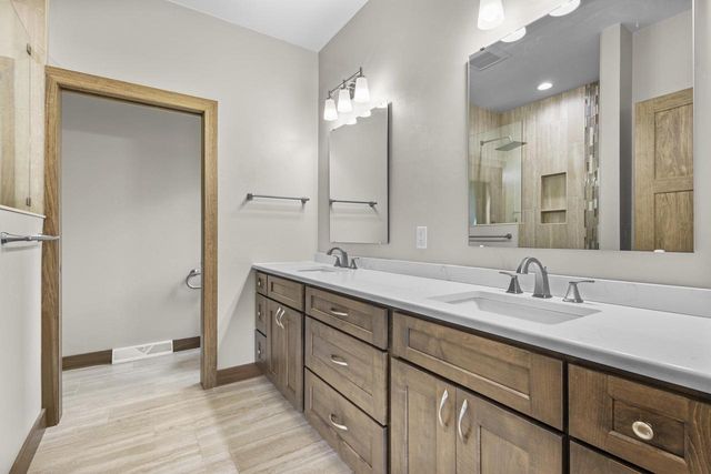 433 Evensong Way, Green Lake, WI 54941