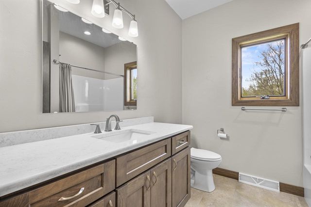 433 Evensong Way, Green Lake, WI 54941
