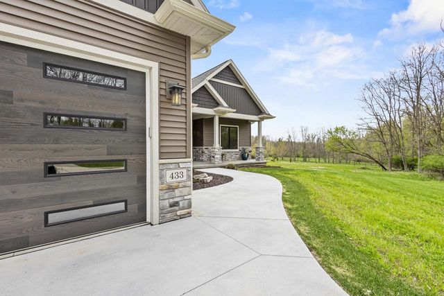 433 Evensong Way, Green Lake, WI 54941