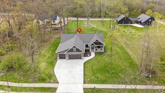 433 Evensong Way, Green Lake, WI 54941