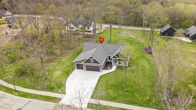 433 Evensong Way, Green Lake, WI 54941