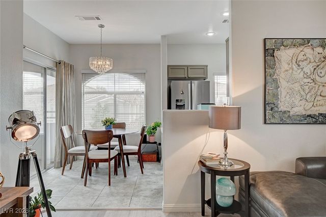 1401 Red Crest Lane 201, Las Vegas, NV 89144