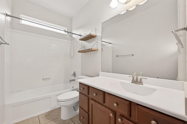 2019 Preston Park, Rosenberg, TX 77471