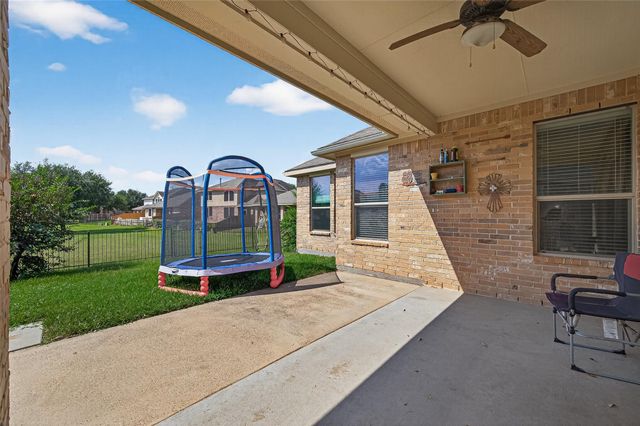2019 Preston Park, Rosenberg, TX 77471
