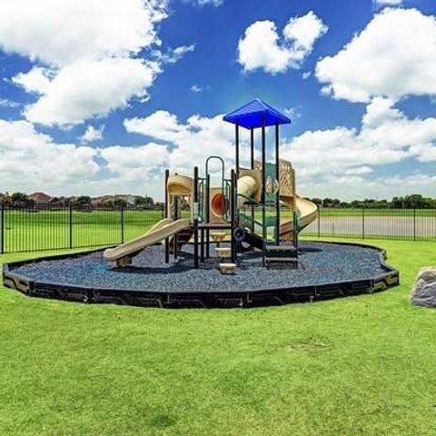 2019 Preston Park, Rosenberg, TX 77471