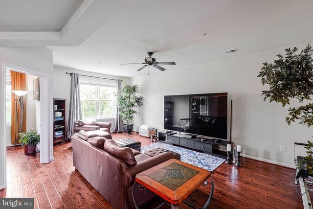 43668 MCDOWELL SQ, Leesburg, VA 20176