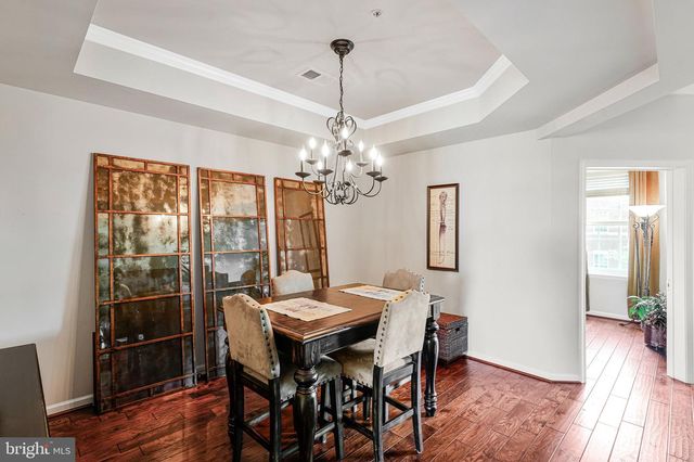 43668 MCDOWELL SQ, Leesburg, VA 20176