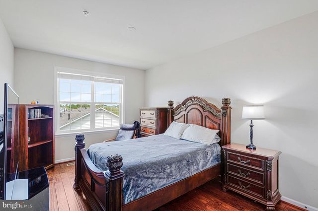 43668 MCDOWELL SQ, Leesburg, VA 20176