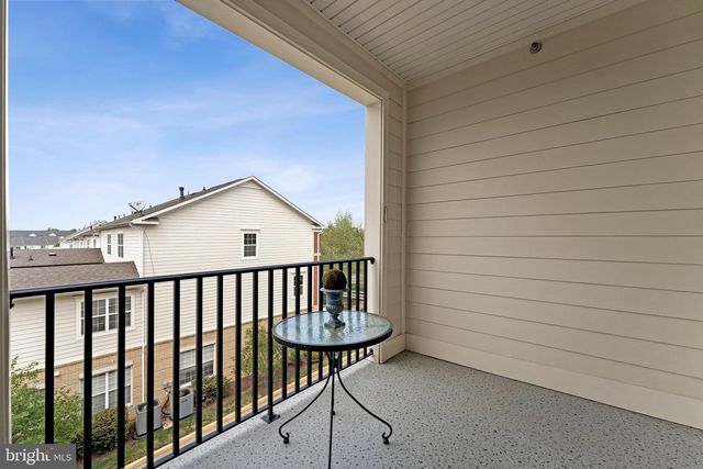 43668 MCDOWELL SQ, Leesburg, VA 20176