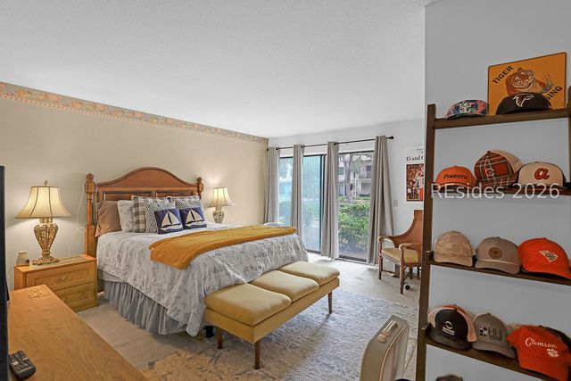 15 Deallyon Ave Apt 100, Hilton Head Island, SC 29928
