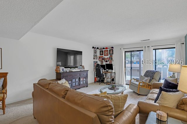 15 Deallyon Ave Apt 100, Hilton Head Island, SC 29928