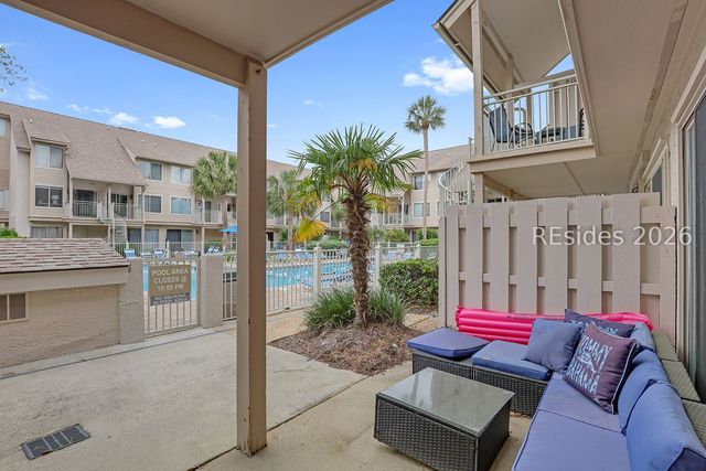 15 Deallyon Ave Apt 100, Hilton Head Island, SC 29928