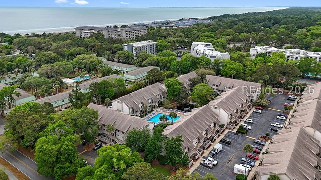 15 Deallyon Ave Apt 100, Hilton Head Island, SC 29928