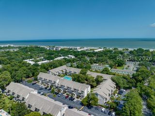 15 Deallyon Ave Apt 100, Hilton Head Island, SC 29928
