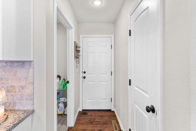 696 N Montego Street, Nixa, MO 65714