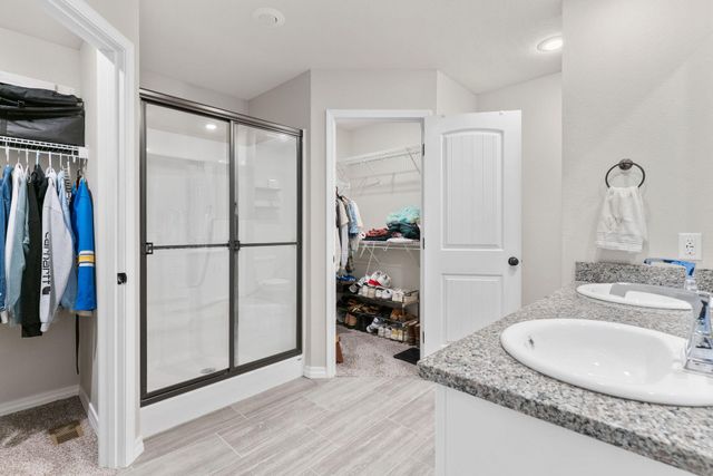 696 N Montego Street, Nixa, MO 65714