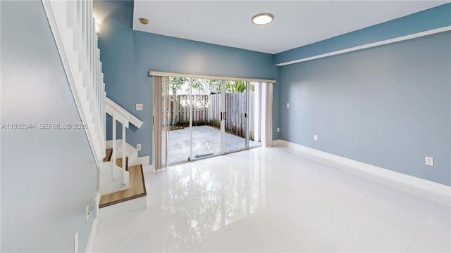 10210 SW 154th Place 111, Miami, FL 33196