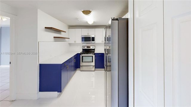 10210 SW 154th Place 111, Miami, FL 33196