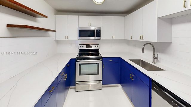 10210 SW 154th Place 111, Miami, FL 33196