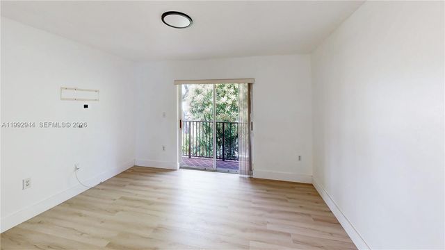 10210 SW 154th Place 111, Miami, FL 33196