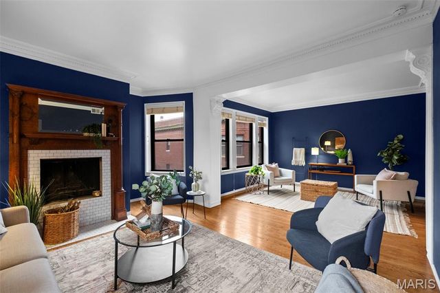 377 N Taylor Avenue 3N, St Louis, MO 63108