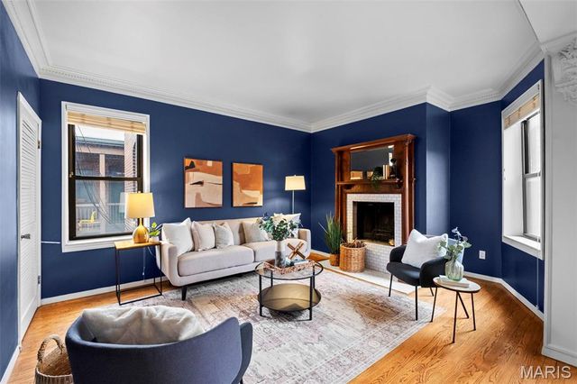 377 N Taylor Avenue 3N, St Louis, MO 63108