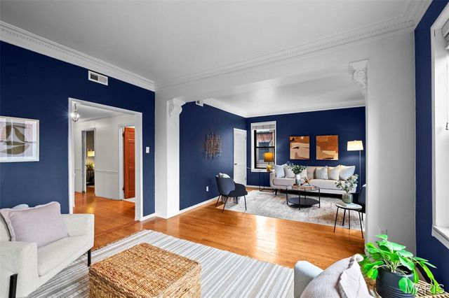 377 N Taylor Avenue 3N, St Louis, MO 63108