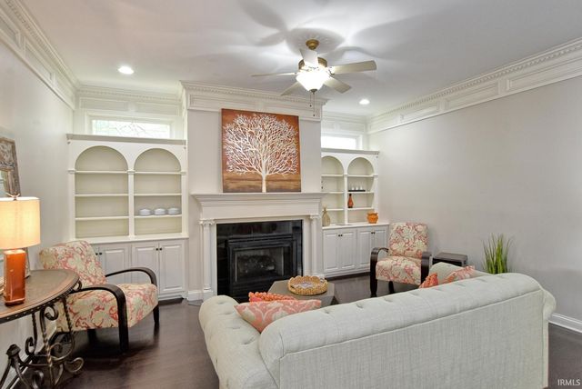 1528 Victoria Green Boulevard, Evansville, IN 47715