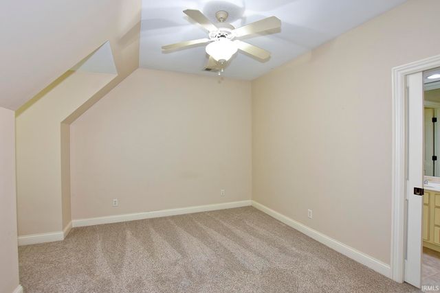 1528 Victoria Green Boulevard, Evansville, IN 47715