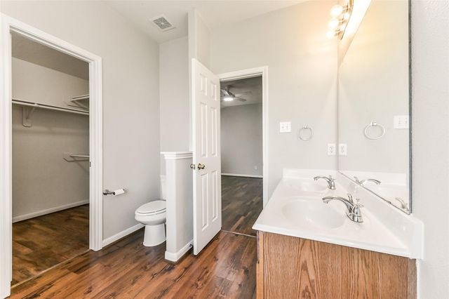 3863 Silverhawk Drive, Katy, TX 77449