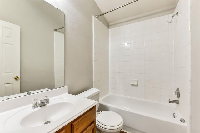 3863 Silverhawk Drive, Katy, TX 77449