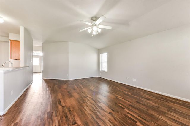 3863 Silverhawk Drive, Katy, TX 77449