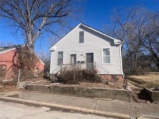 226 N 11th Street, Belleville, IL 62220