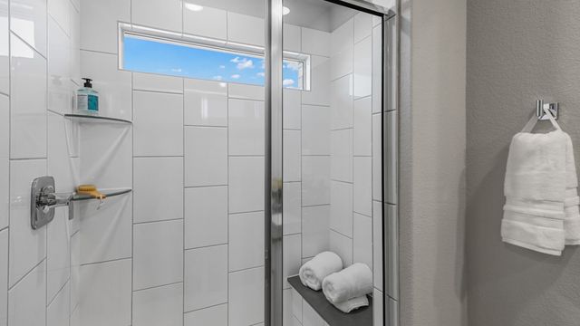 1458 CANTERBURY Trail, Desoto, TX 75115