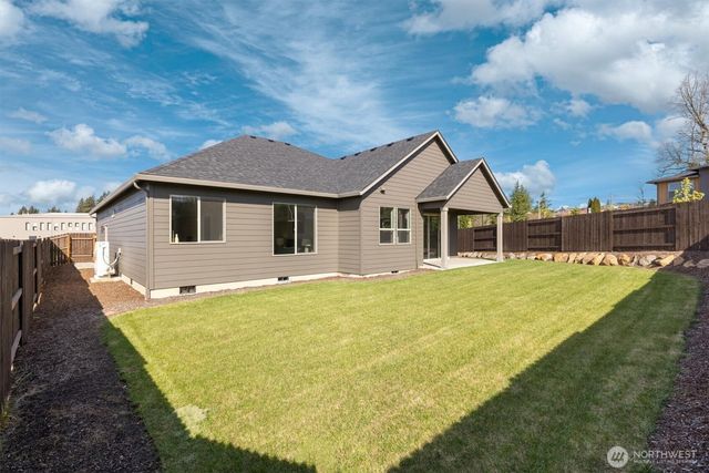 135 SE Airedale Ave, La Center, WA 98629