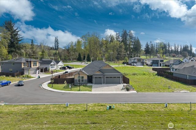 135 SE Airedale Ave, La Center, WA 98629