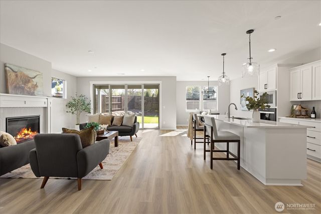 135 SE Airedale Ave, La Center, WA 98629