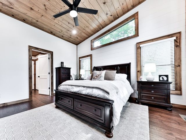 312 Campbell Camp Circle, Blue Ridge, GA 30513