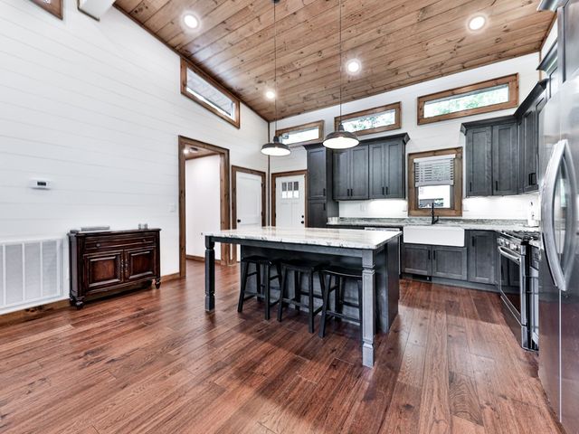 312 Campbell Camp Circle, Blue Ridge, GA 30513