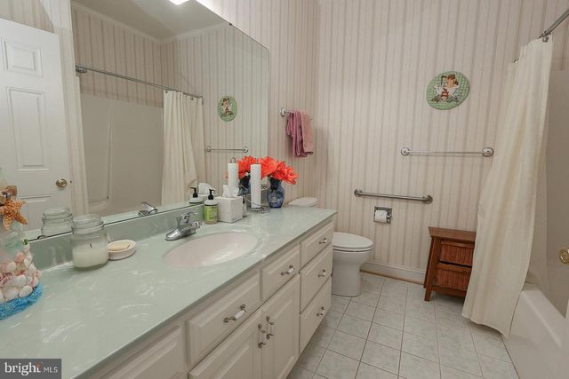 37668 WATERLOO RD, Coltons Point, MD 20626