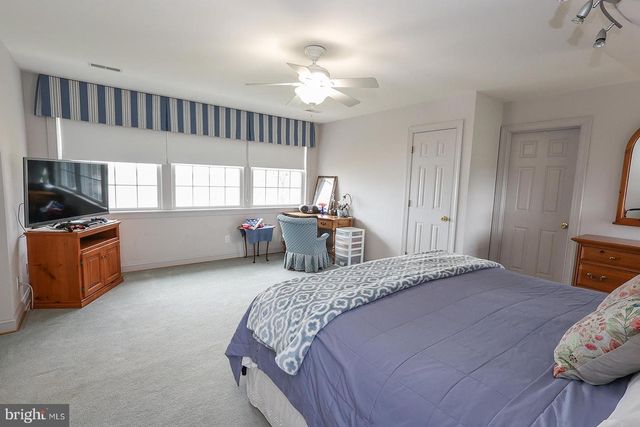 37668 WATERLOO RD, Coltons Point, MD 20626