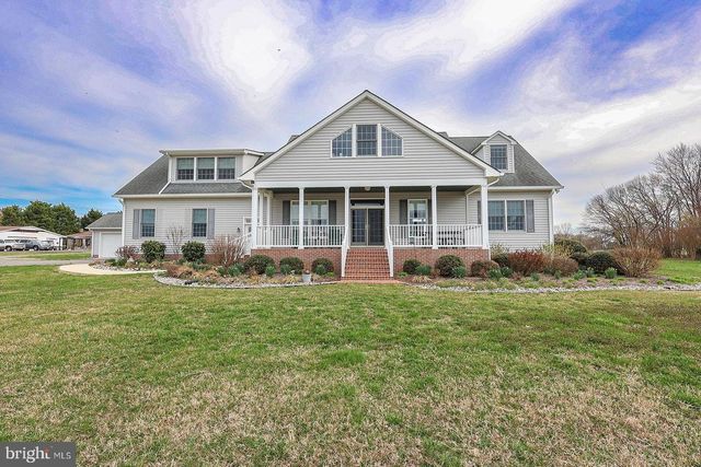 37668 WATERLOO RD, Coltons Point, MD 20626