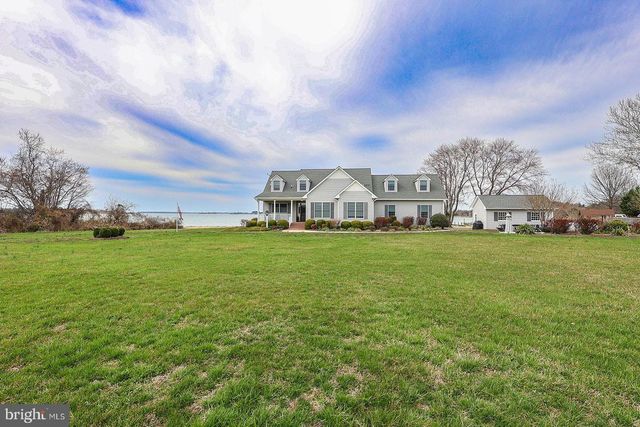 37668 WATERLOO RD, Coltons Point, MD 20626