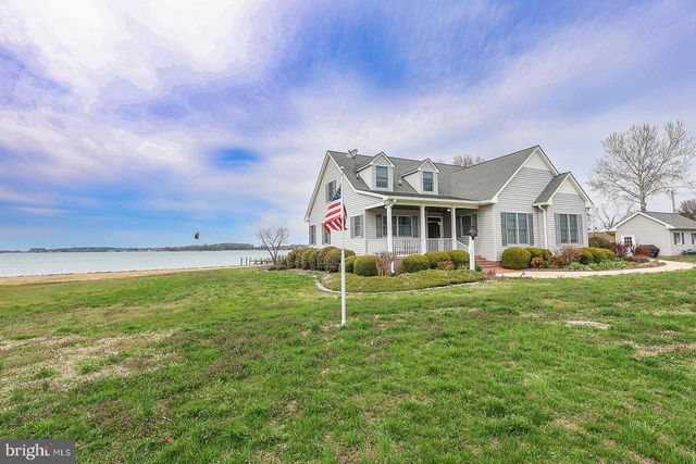 37668 WATERLOO RD, Coltons Point, MD 20626