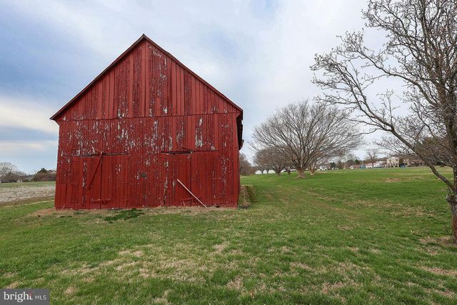 37668 WATERLOO RD, Coltons Point, MD 20626