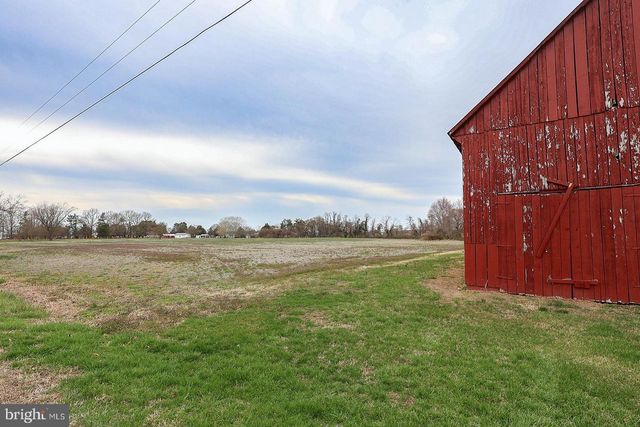 37668 WATERLOO RD, Coltons Point, MD 20626